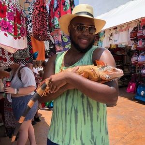 Meet your Posher, Savion